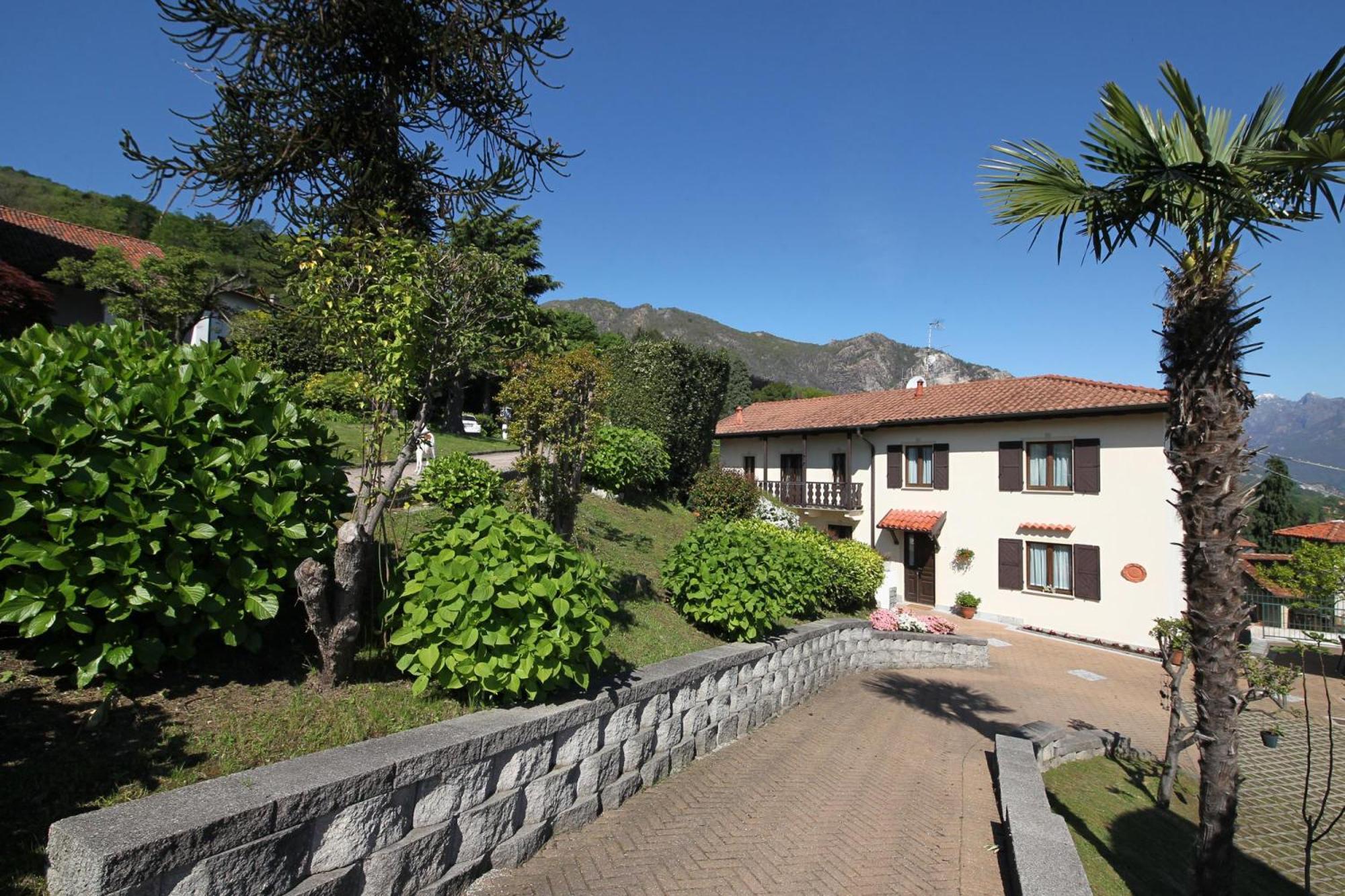 The Cottage On The Lake - Happy Rentals Baveno Exterior foto